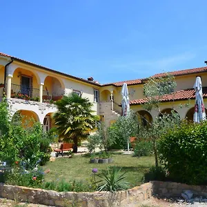Apartmenthaus Sabine Nova Vas (Porec)